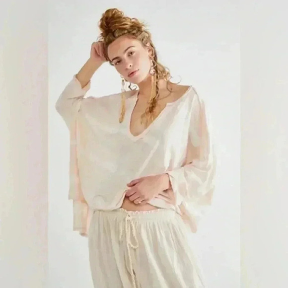 Free People FP Green Team Painted Linen Cotton Blend Tee Size Small EUC - Picture 1 of 7